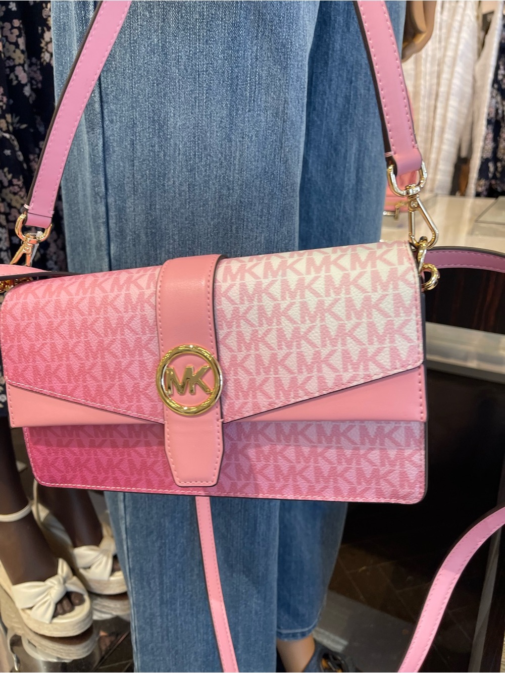 MICHAEL KORS Greenwich Medium Ombré Signature Logo Convertible Flap Shoulder Bag - Picture 16 of 16